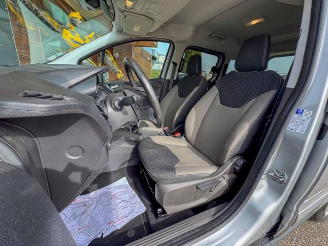 Ford Tourneo image 3