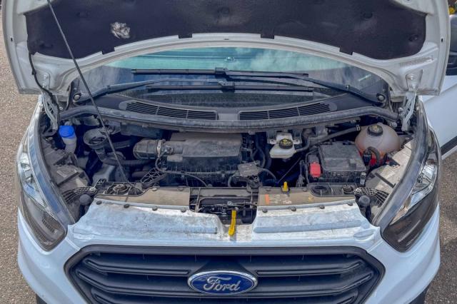 Ford Transit Custom image 6