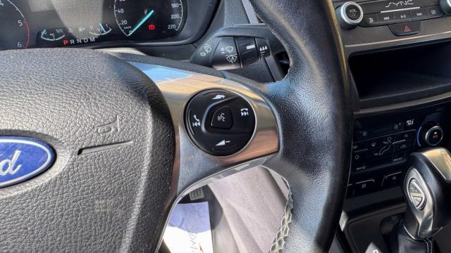 Ford Transit Connect image 2