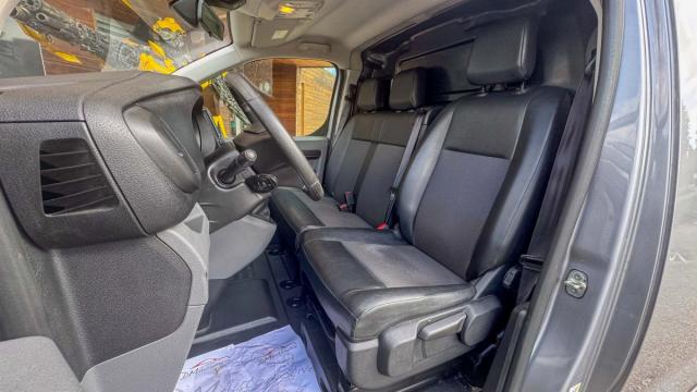 Citroen Jumpy image 6