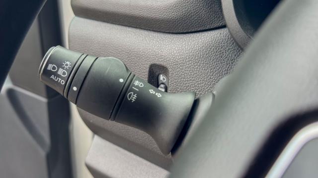 Renault Master image 9
