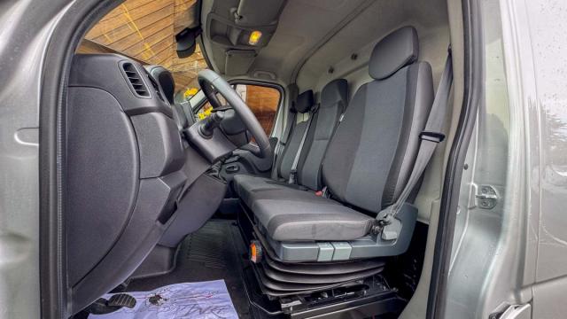 Renault Master image 5