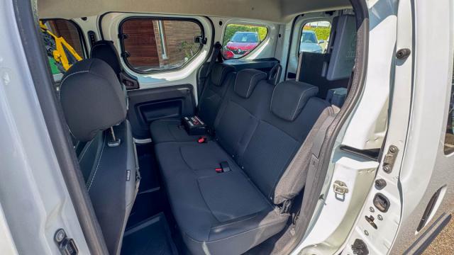 Renault Trafic image 8