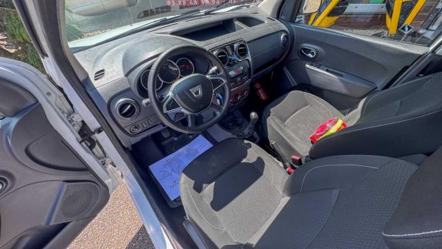 Renault Trafic image 4