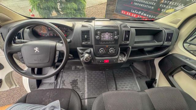 Peugeot Boxer image 3