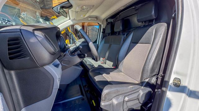 Citroen Jumpy image 2