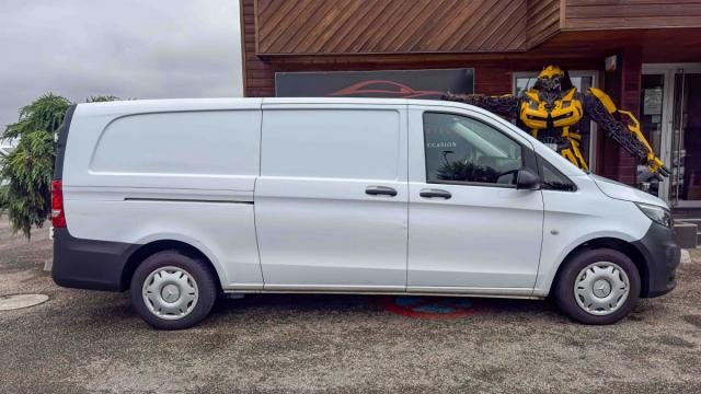 Mercedes Benz Vito image 5
