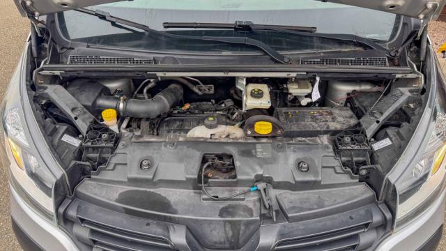 Renault Trafic image 8