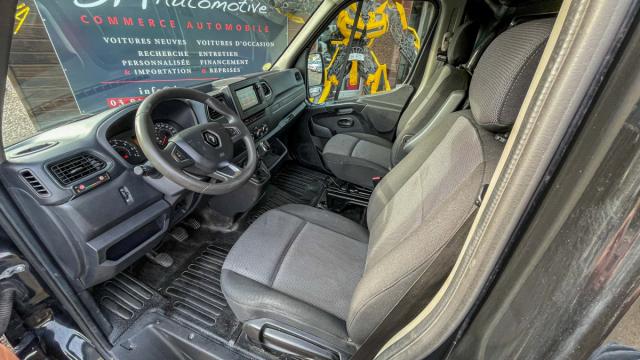 Renault Master image 8