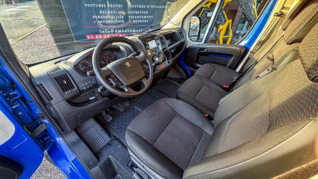 Peugeot Boxer image 9