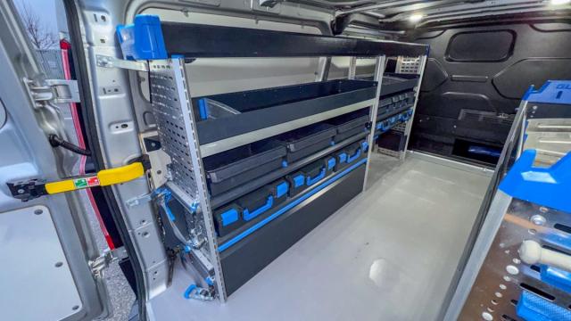 Ford Transit Custom image 3