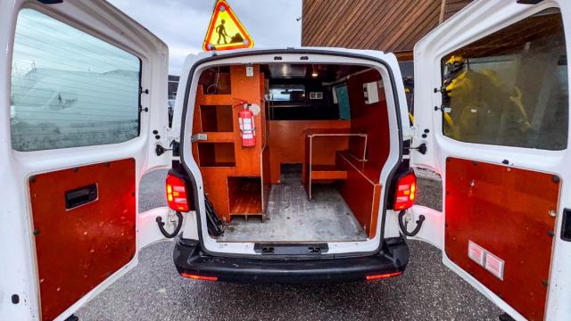 Volkswagen Transporter image 8