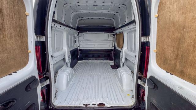 Renault Trafic image 4