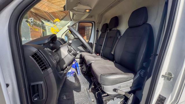 Peugeot Boxer image 1