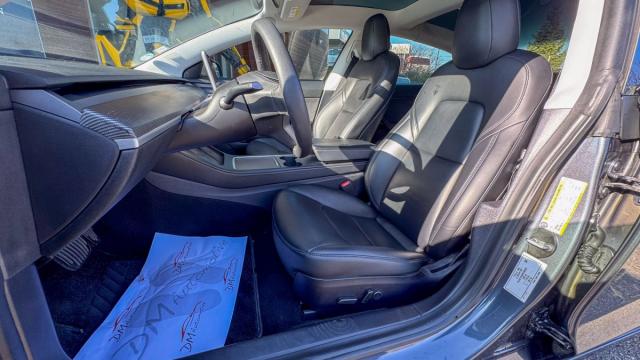 Tesla Model 3 image 4