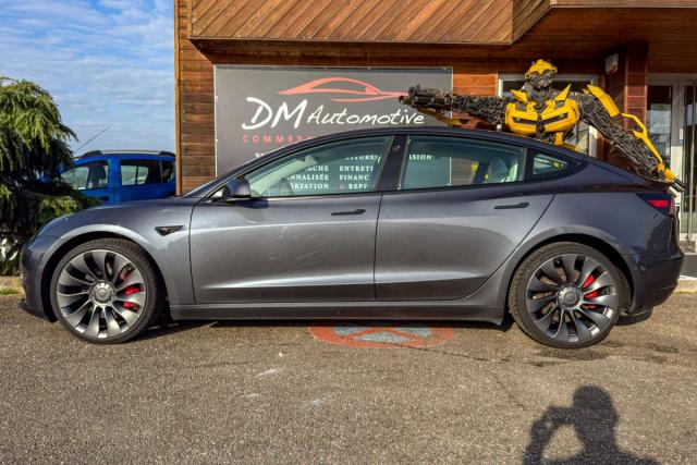 Tesla Model 3 image 1