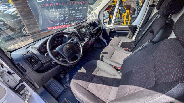 Peugeot Boxer image 3