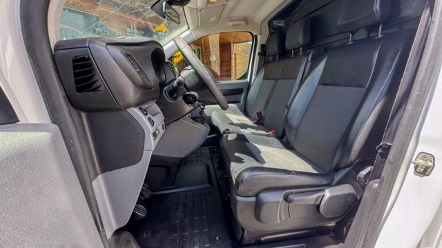 Peugeot Expert image 9