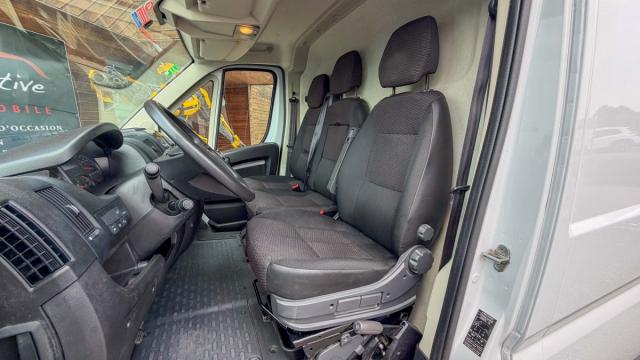 Opel Movano image 8