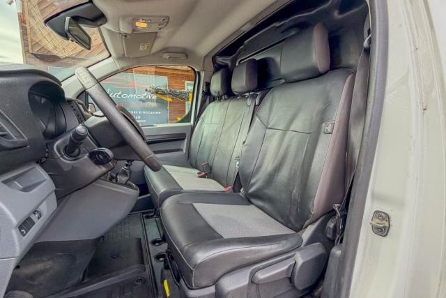 Citroen Jumpy image 2