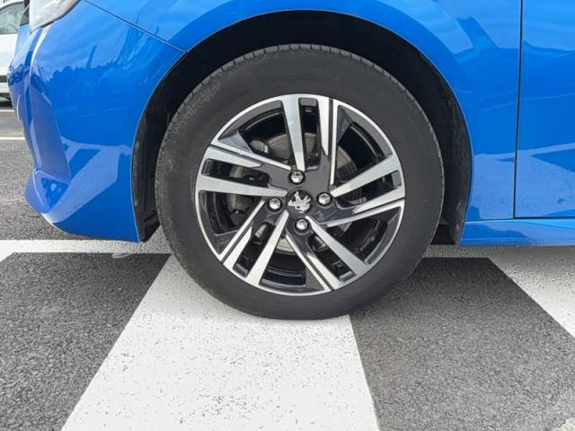 Peugeot 208 image 3