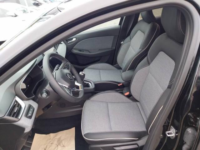 Renault Clio image 6