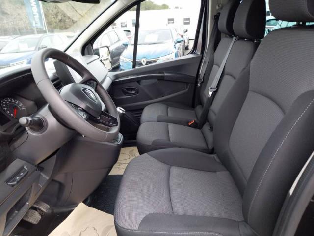 Renault Trafic image 8