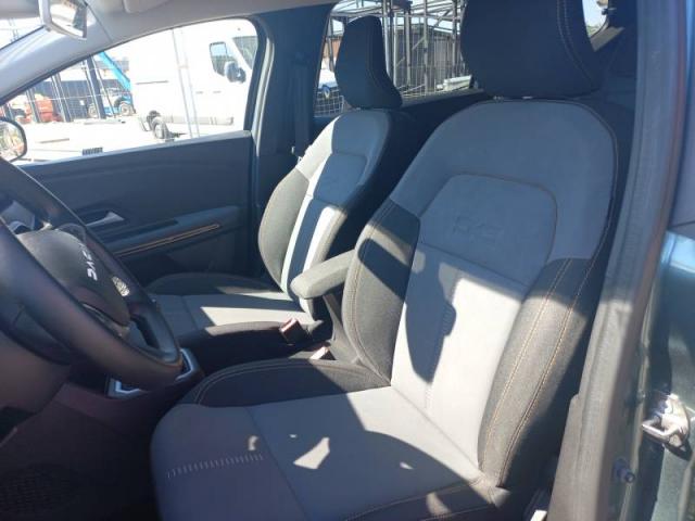 Dacia Jogger image 8
