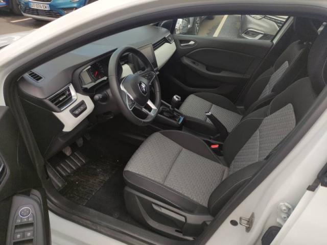 Renault Clio image 2