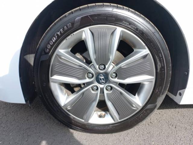 Hyundai Ioniq image 9
