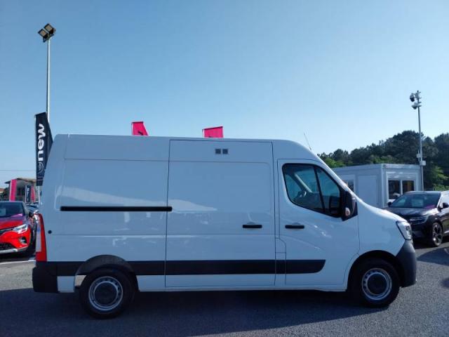 Renault Master image 8