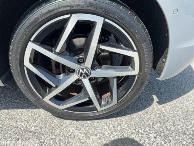 Volkswagen Golf image 1