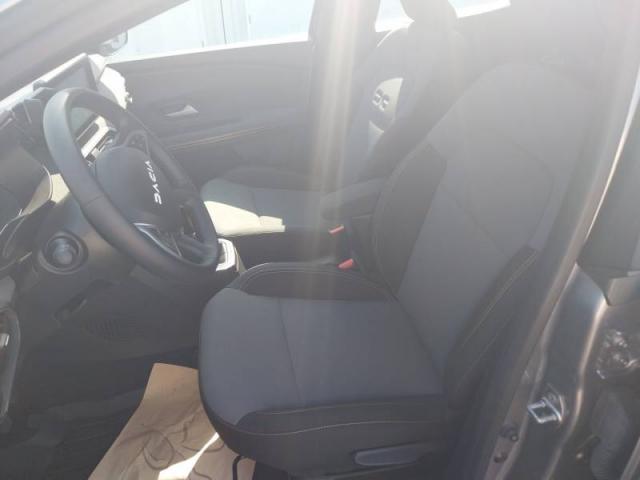 Dacia Sandero image 8