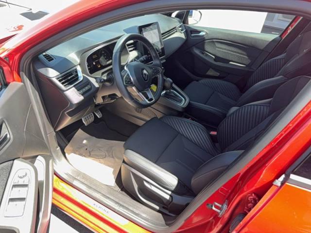 Renault Clio image 2
