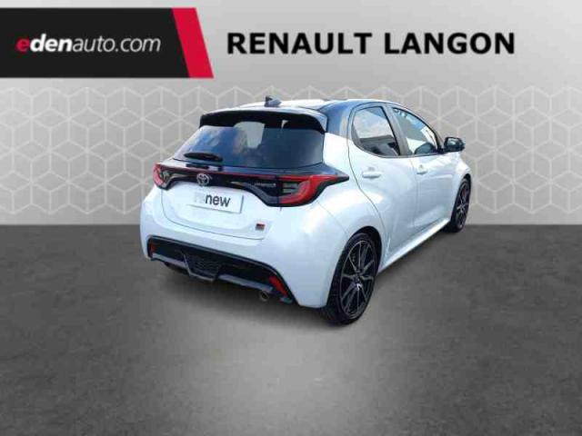 Toyota Yaris image 2