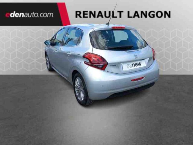 Peugeot 208 image 9