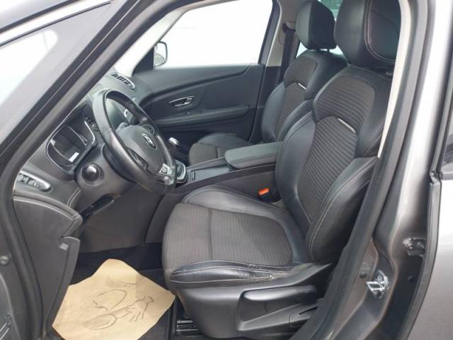 Renault Scénic image 9
