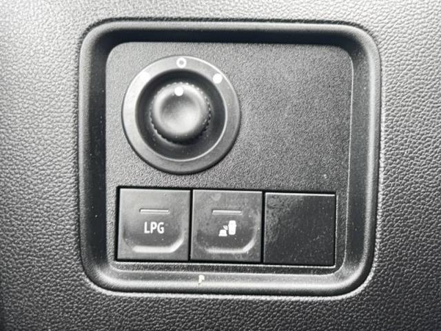 Dacia Duster image 4