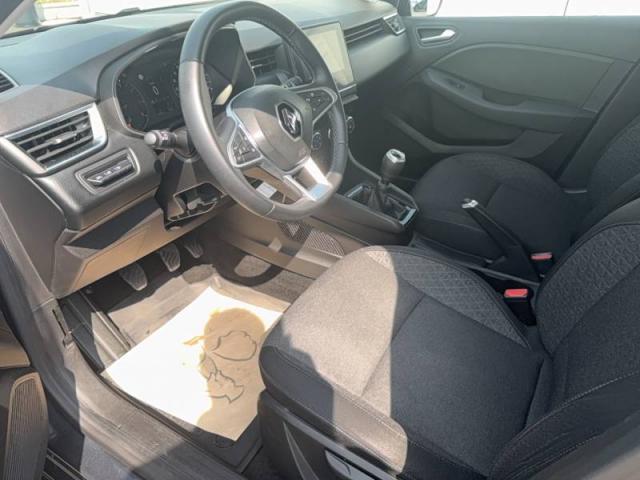 Renault Clio image 9
