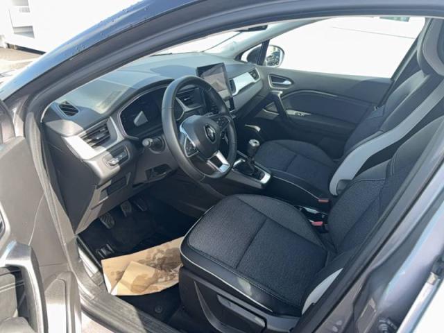 Renault Captur image 6