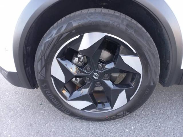 Renault Captur image 2