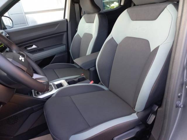 Dacia Duster image 5