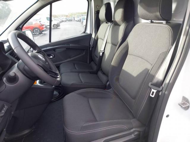Renault Trafic image 4