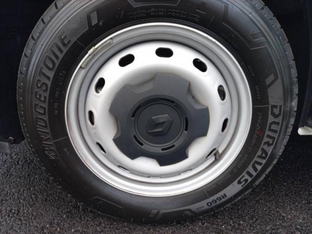 Renault Trafic image 8