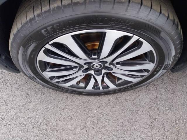 Renault Captur image 2