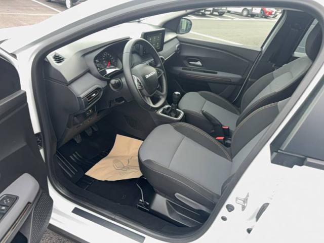 Dacia Sandero image 1