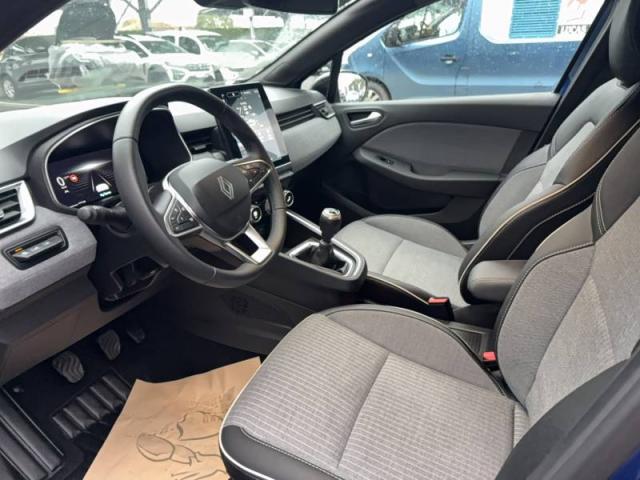 Renault Clio image 1