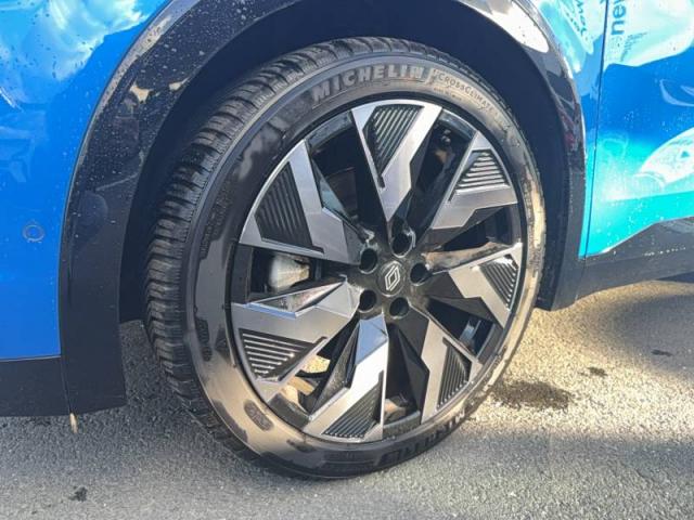 Renault Rafale image 7