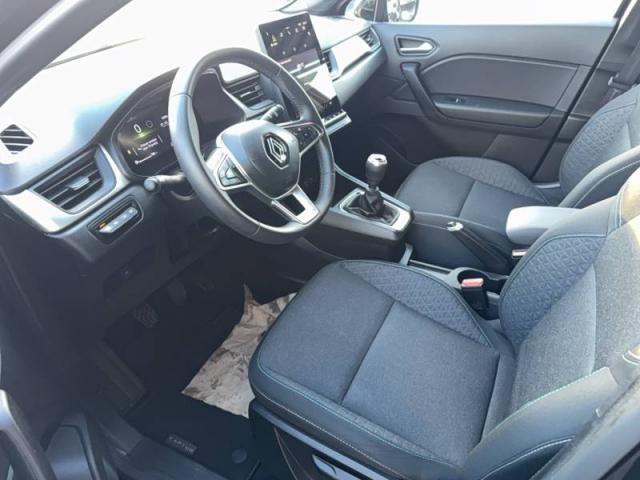 Renault Captur image 9