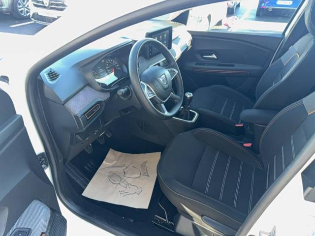 Dacia Sandero image 9